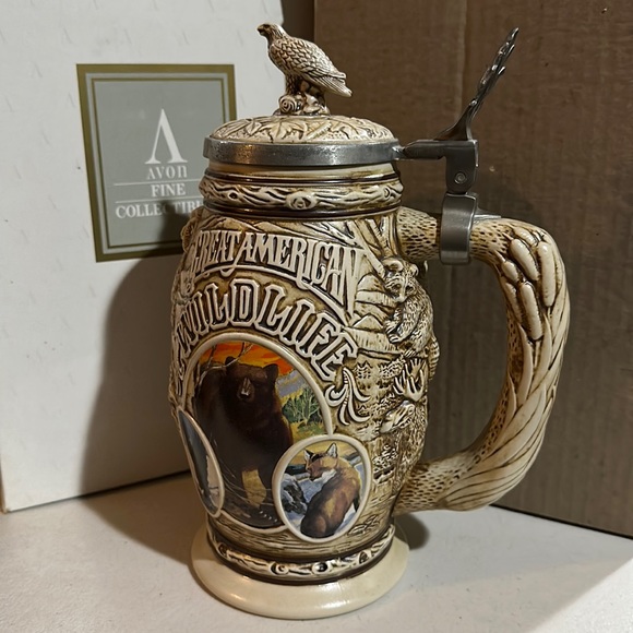 AVON Great American Wildlife Stein - Picture 1 of 9